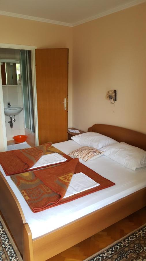 Anka Bunic Bed and Breakfast Ραμπ Εξωτερικό φωτογραφία