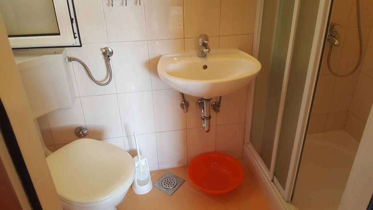 Anka Bunic Bed and Breakfast Ραμπ Εξωτερικό φωτογραφία