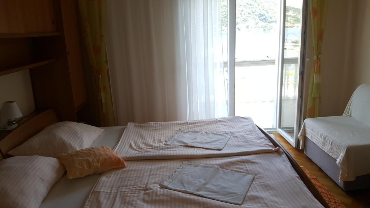 Anka Bunic Bed and Breakfast Ραμπ Εξωτερικό φωτογραφία
