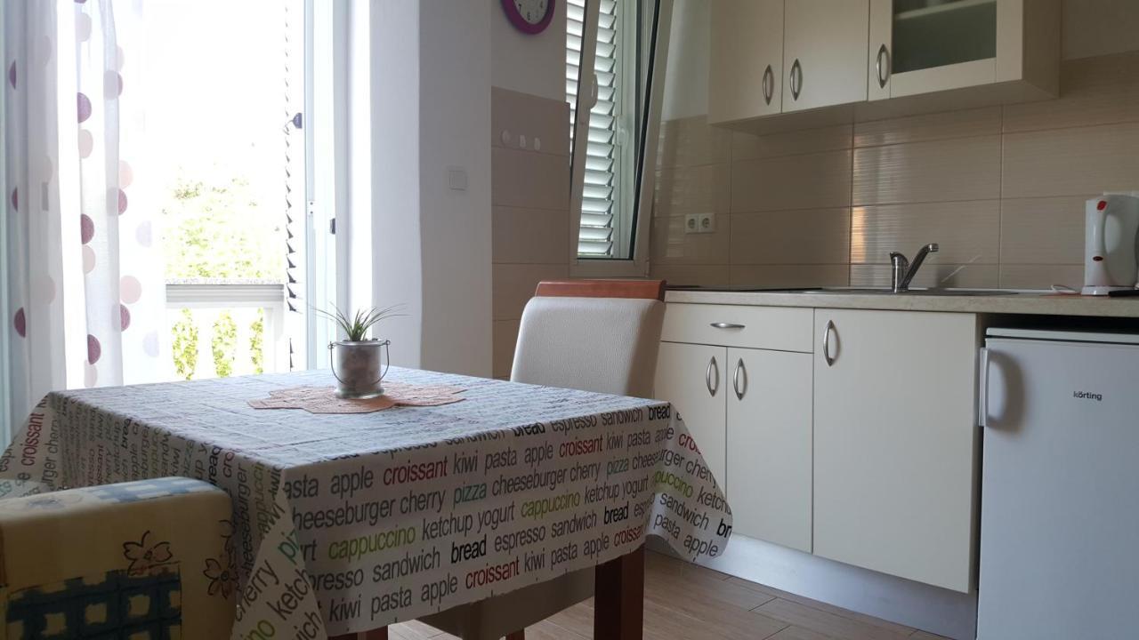 Anka Bunic Bed and Breakfast Ραμπ Εξωτερικό φωτογραφία